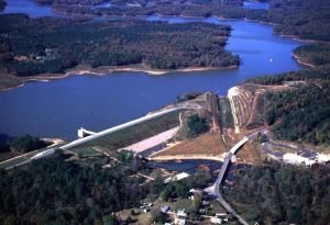 FAlls Lake DAm.jpg