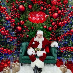12/06 and 12/07 Santa at Barnes and Nobles - Village District